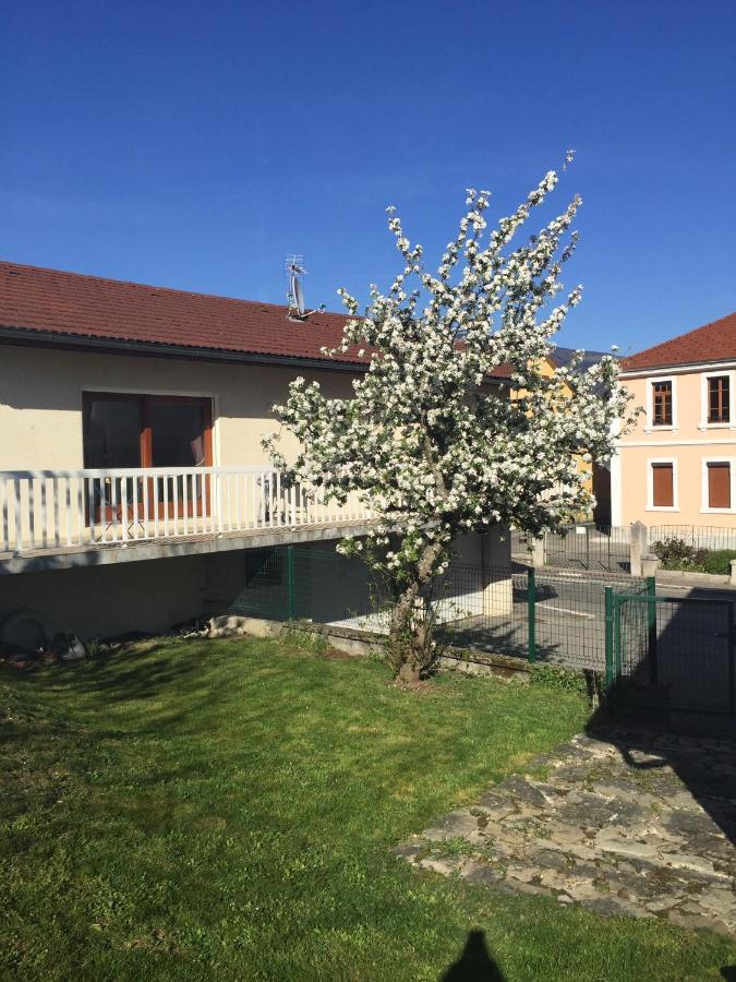Maison Entiere Au Pied Du Plateau Du Retord 2 Chambres Sdb - Vouvray Ochiaz Экстерьер фото